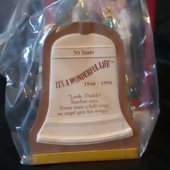 It's  Wonderful life movie  Hallmark 1996 Mint in box - brass ringing bell!! - Picture 4 of 9